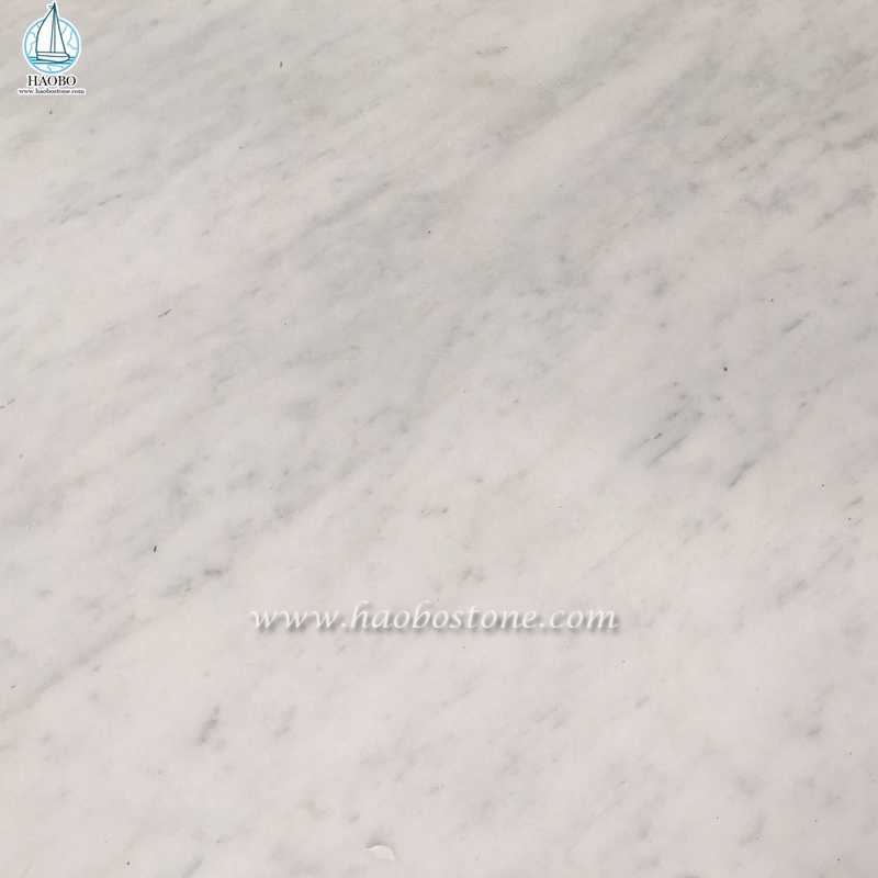 Carrara White Marble หลุมฝังศพแกะสลักที่กำหนดเอง
