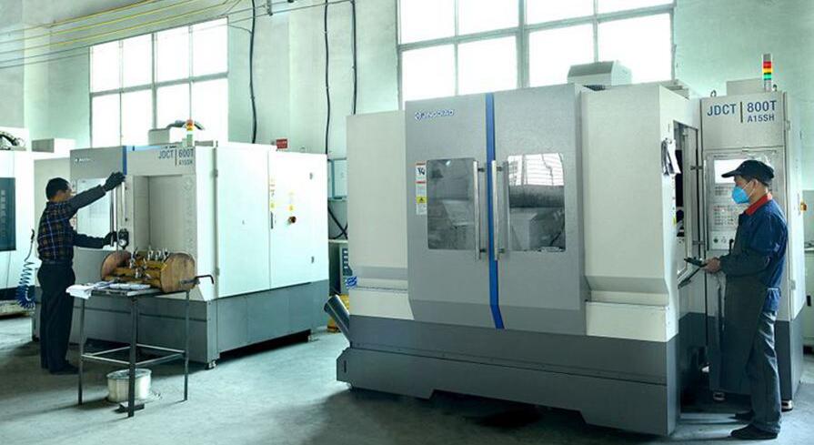 เครื่อง CNC สำหรับแม่พิมพ์เมลามีน