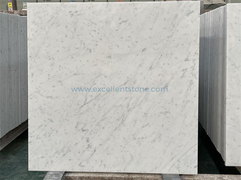 กระเบื้องหินอ่อน Bianco Carrara