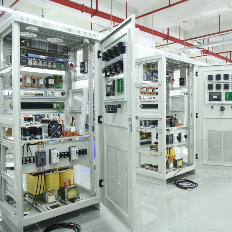เครื่องชาร์จแบตเตอรี่อุตสาหกรรม uXcel Series สำหรับสถานีไฟฟ้าย่อยและโรงไฟฟ้า (DC UPS)
